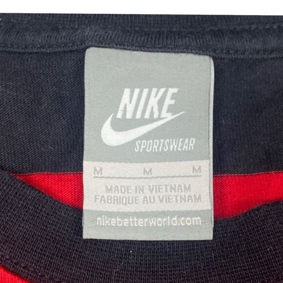 NIKE Men's Lebron 330 Viresoit Vulnere Virtus Striped T-Shirt Size Medium - Picture 2 of 8